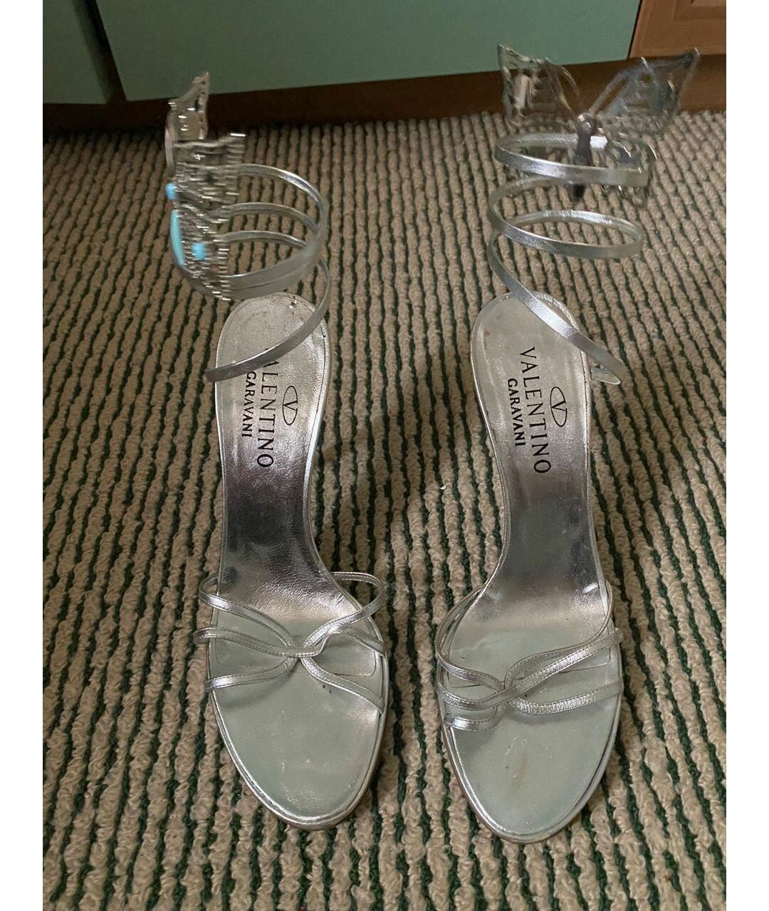 VALENTINO Серебряные кожаные босоножки, фото 2