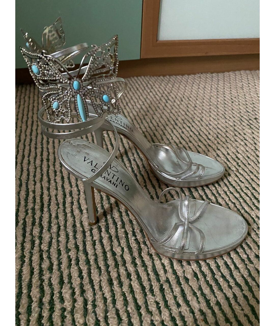 VALENTINO Серебряные кожаные босоножки, фото 4