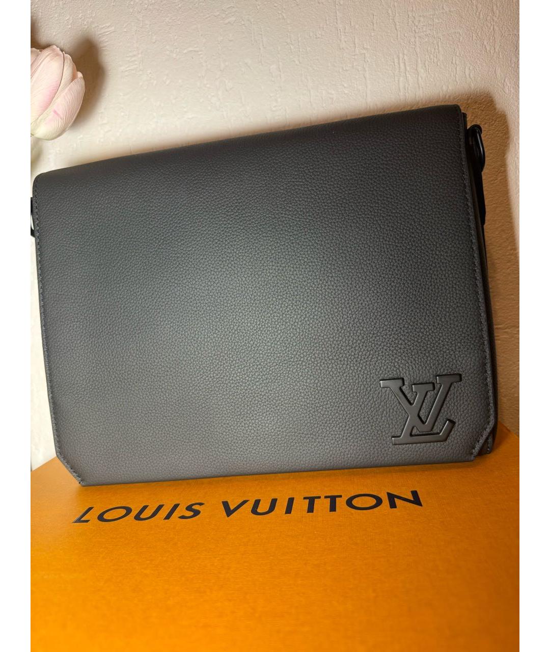LOUIS VUITTON Черная кожаная сумка на плечо, фото 2
