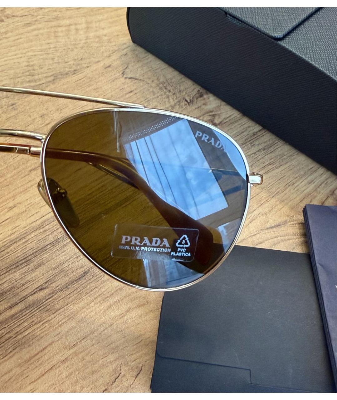 PRADA Золотые металлические солнцезащитные очки, фото 6