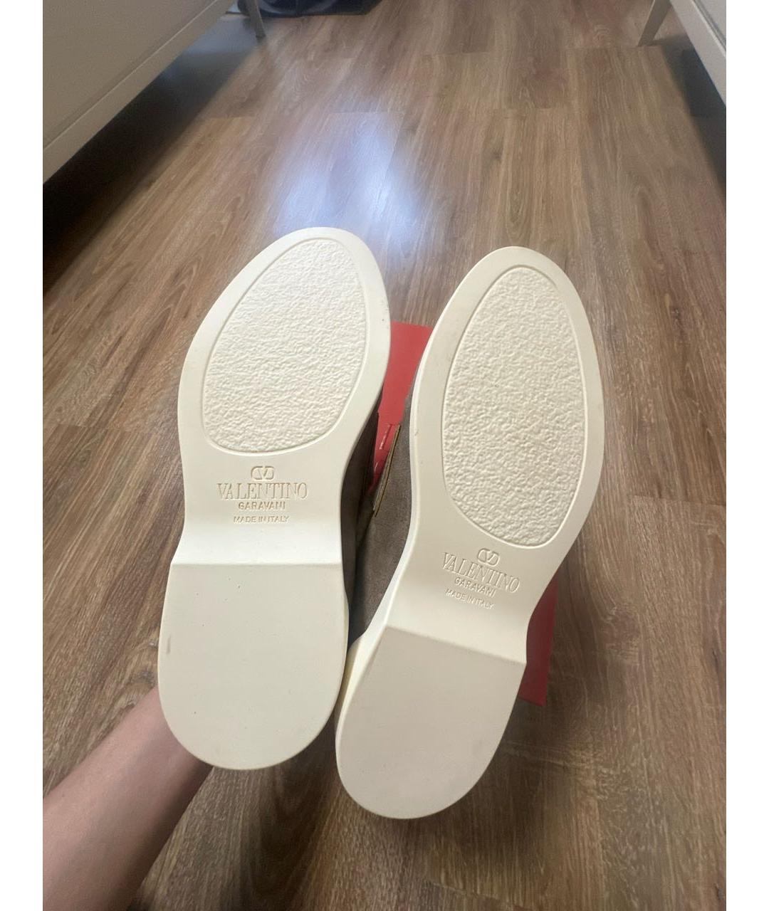 VALENTINO Бежевые замшевые лоферы, фото 5