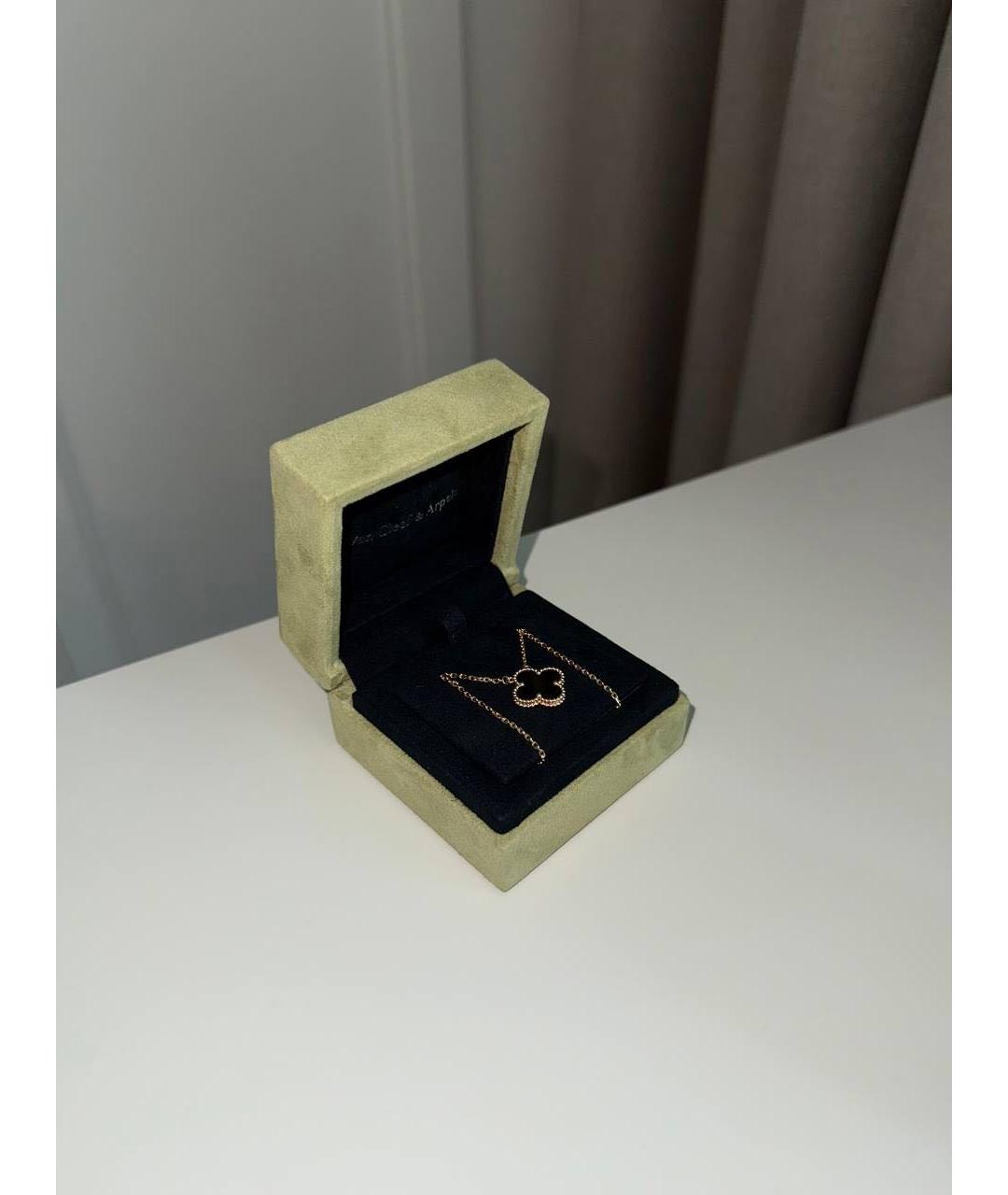 VAN CLEEF & ARPELS Черная подвеска из желтого золота, фото 4