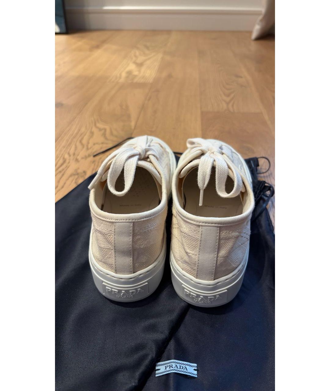 PRADA Бежевые текстильные кеды, фото 4