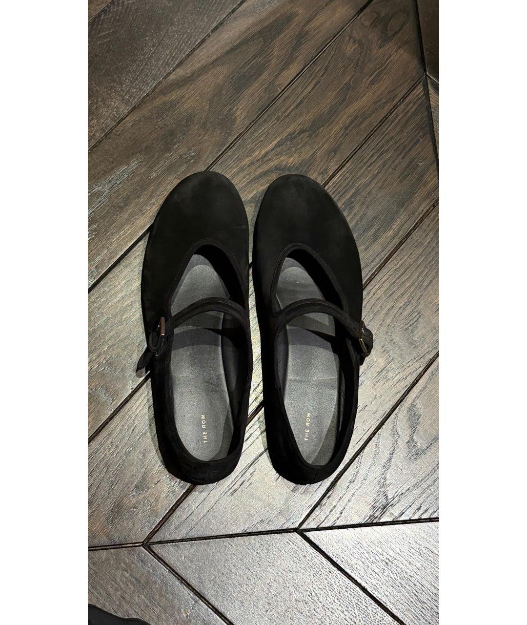 THE ROW Черные замшевые балетки, фото 3