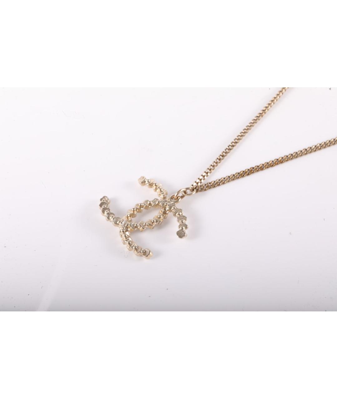 CHANEL Золотая металлическая подвеска, фото 3