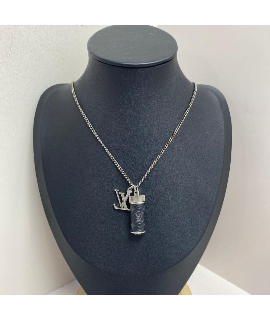 LOUIS VUITTON Серебряная металлическая подвеска, фото 8