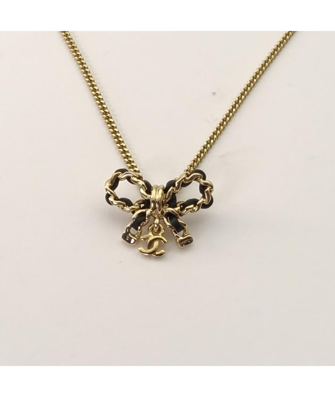CHANEL Золотая металлическая подвеска, фото 2