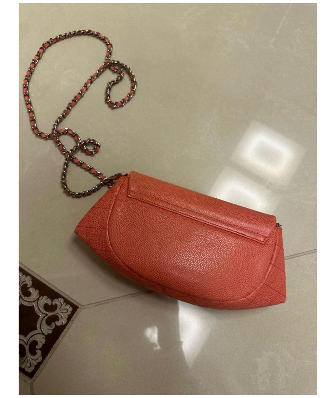 CHANEL Коралловая кожаная сумка через плечо, фото 3