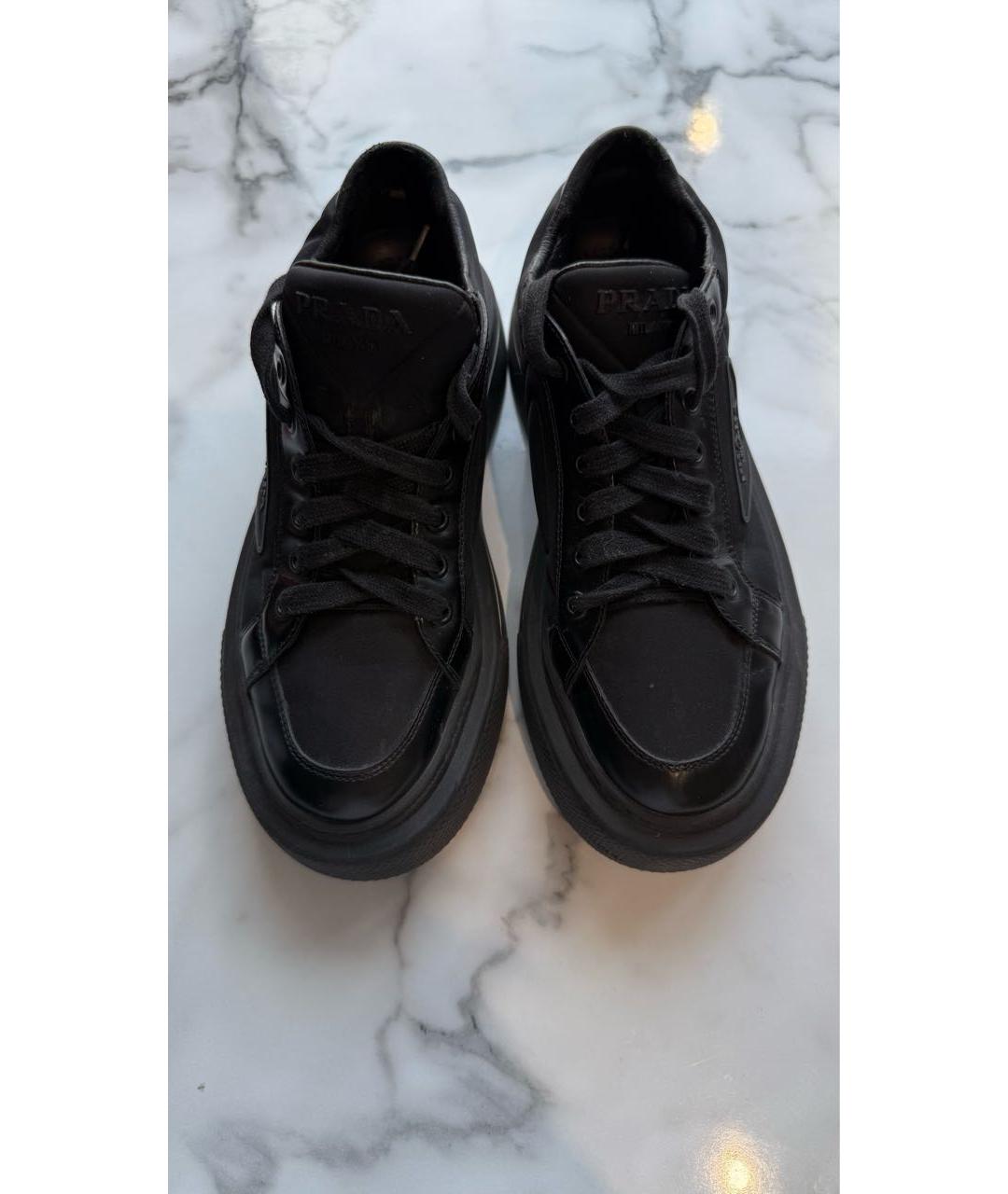 PRADA Черные кожаные кеды, фото 2