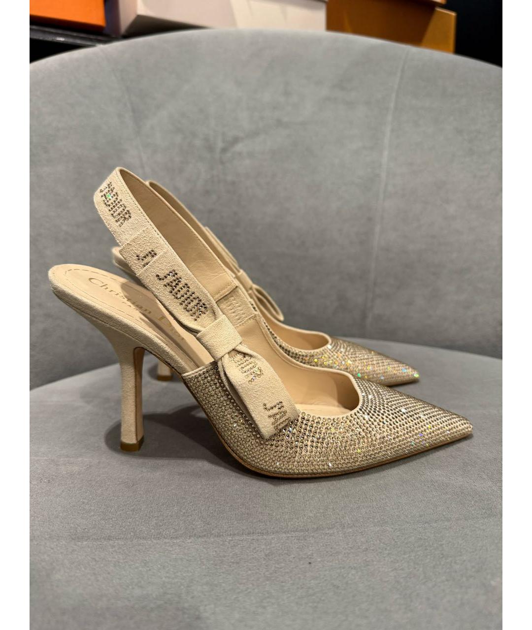 CHRISTIAN DIOR Бежевые замшевые босоножки, фото 7