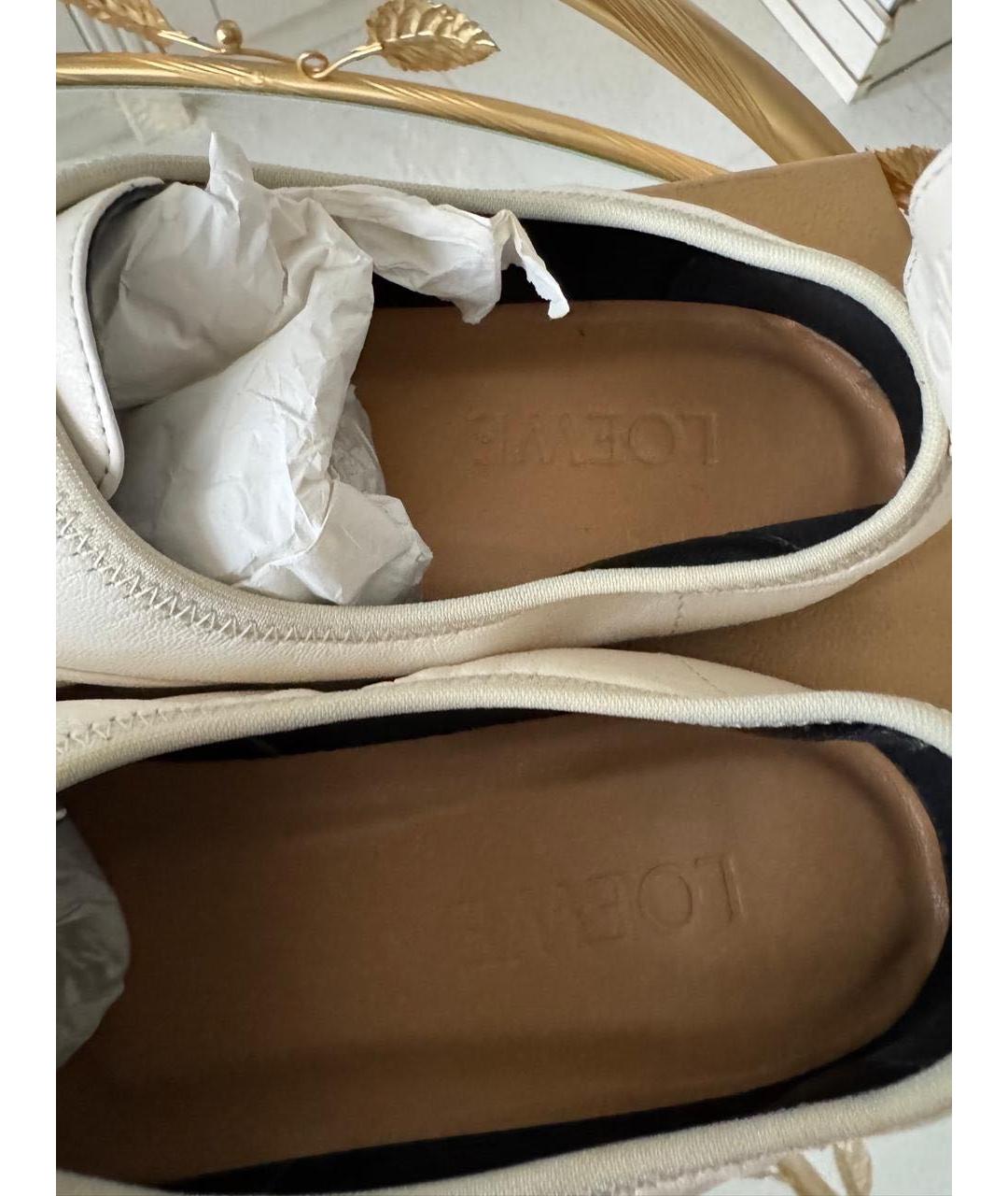 LOEWE Белые кожаные лоферы, фото 3