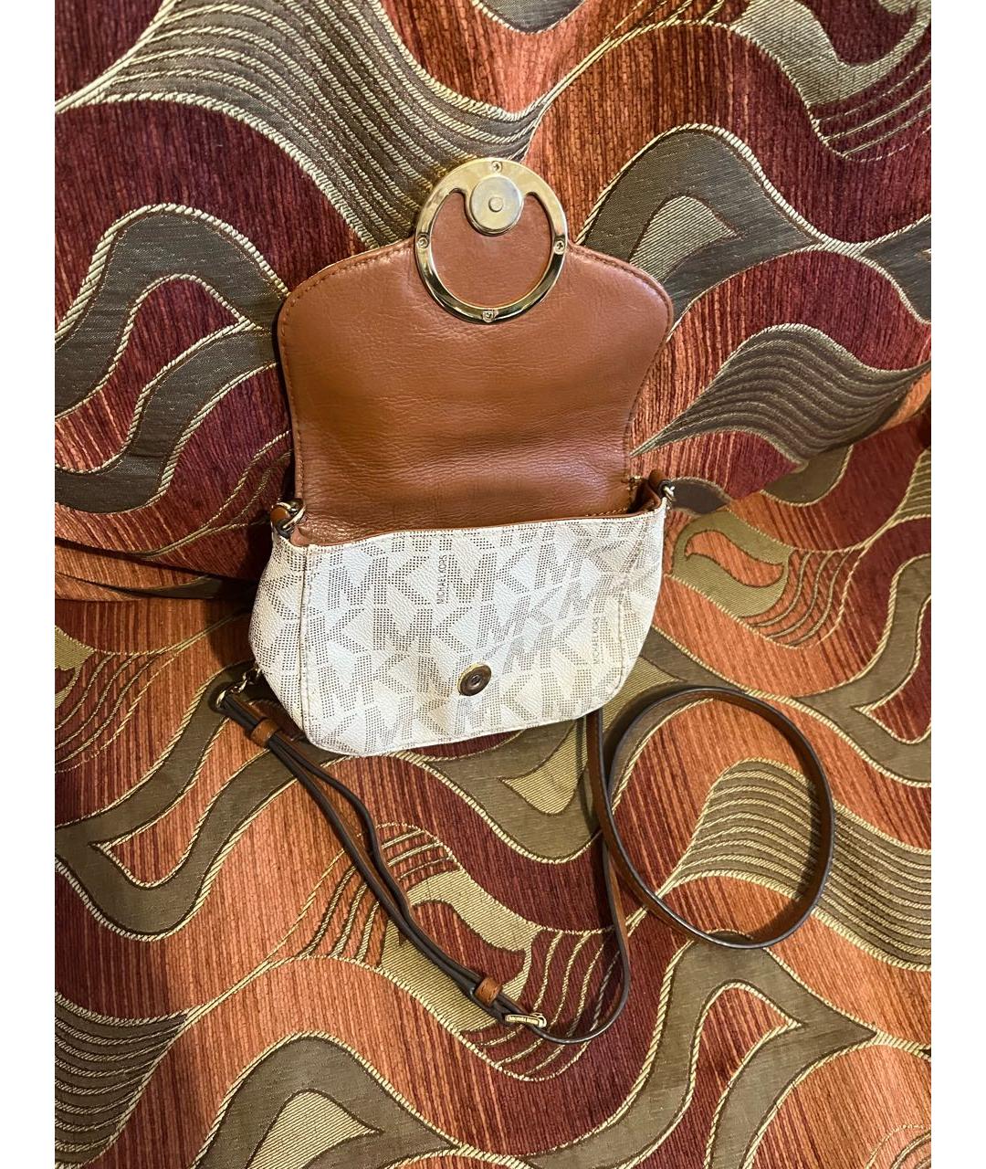 MICHAEL KORS Бежевая кожаная сумка через плечо, фото 4