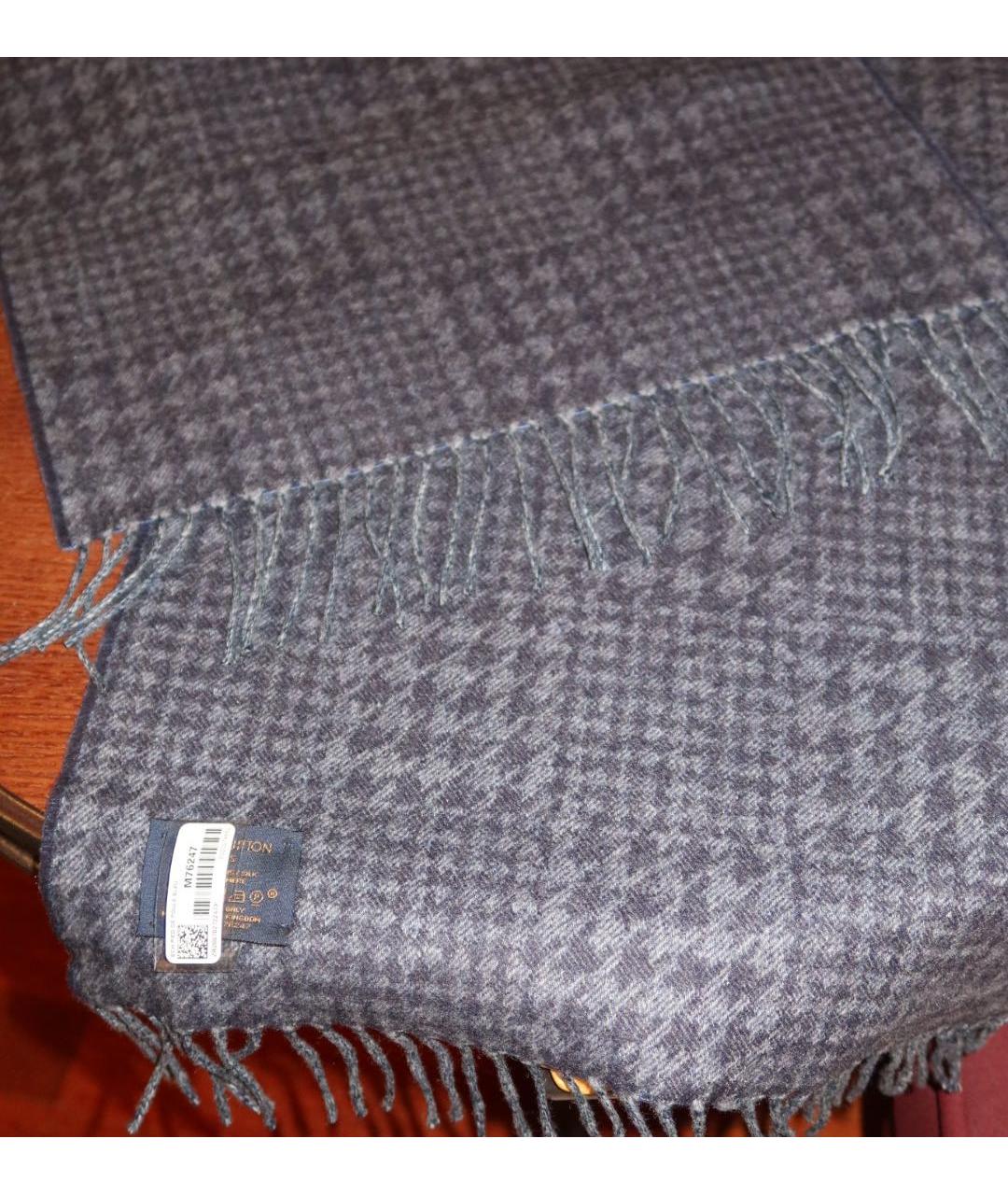 LOUIS VUITTON Темно-синий шерстяной шарф, фото 5