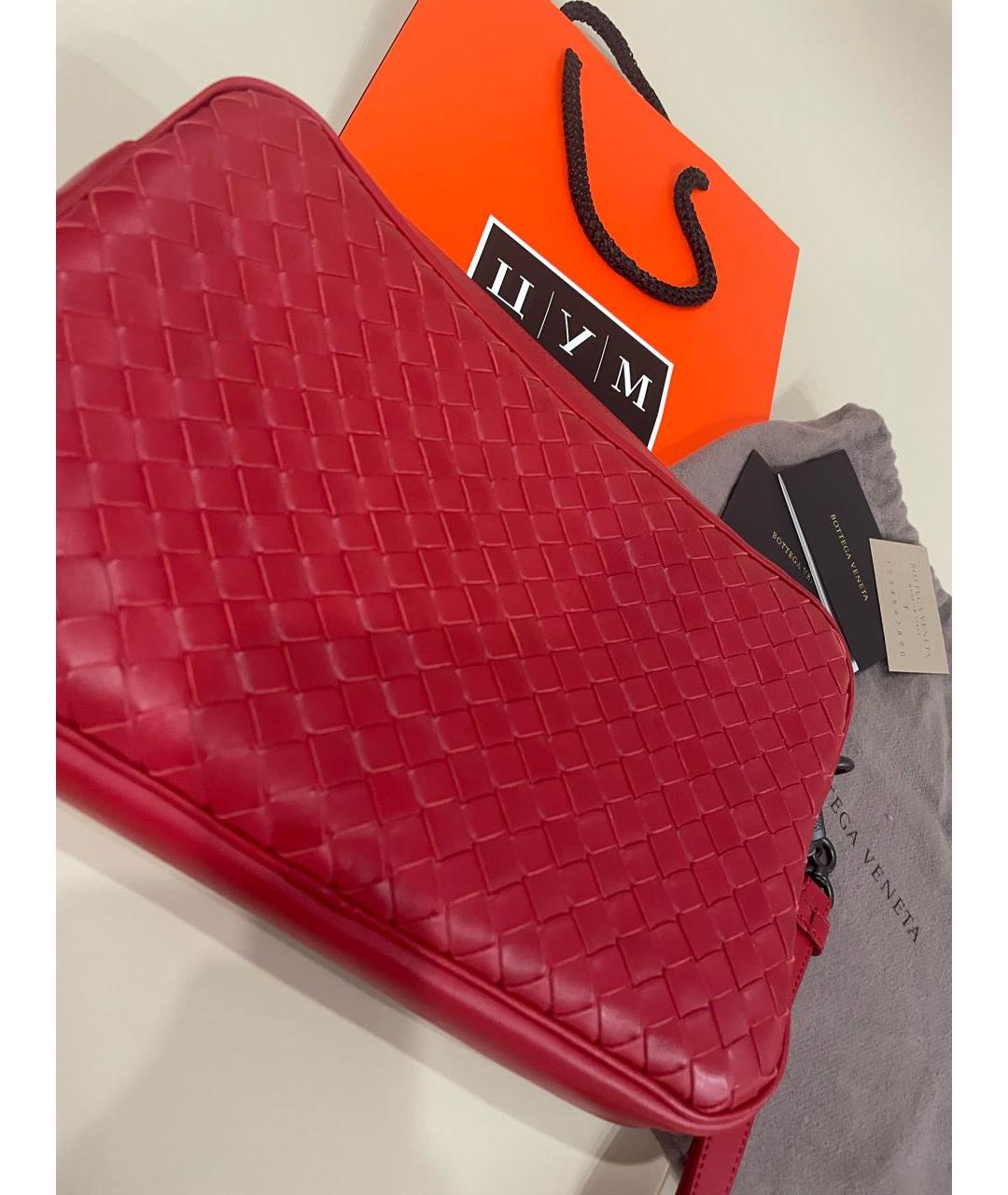 BOTTEGA VENETA Красная кожаная барсетка, фото 5