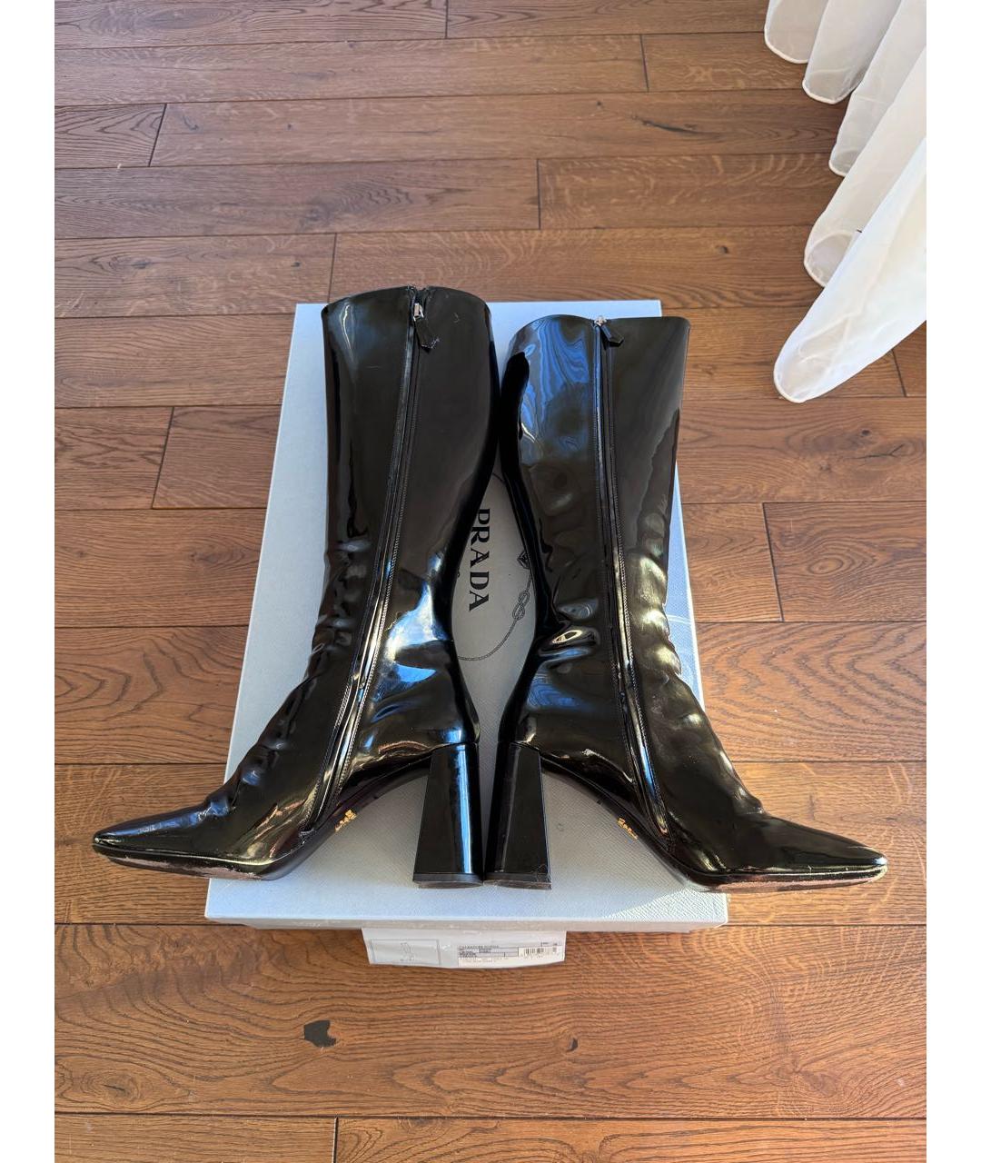 PRADA Черные сапоги из лакированной кожи, фото 3