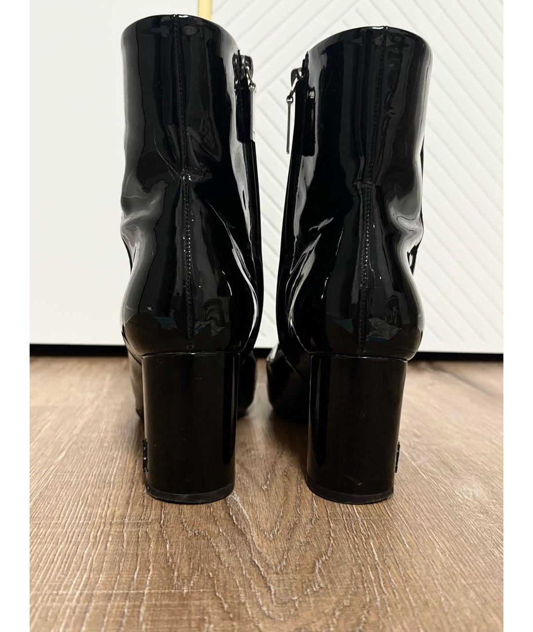 SAINT LAURENT Черные ботильоны из лакированной кожи, фото 4