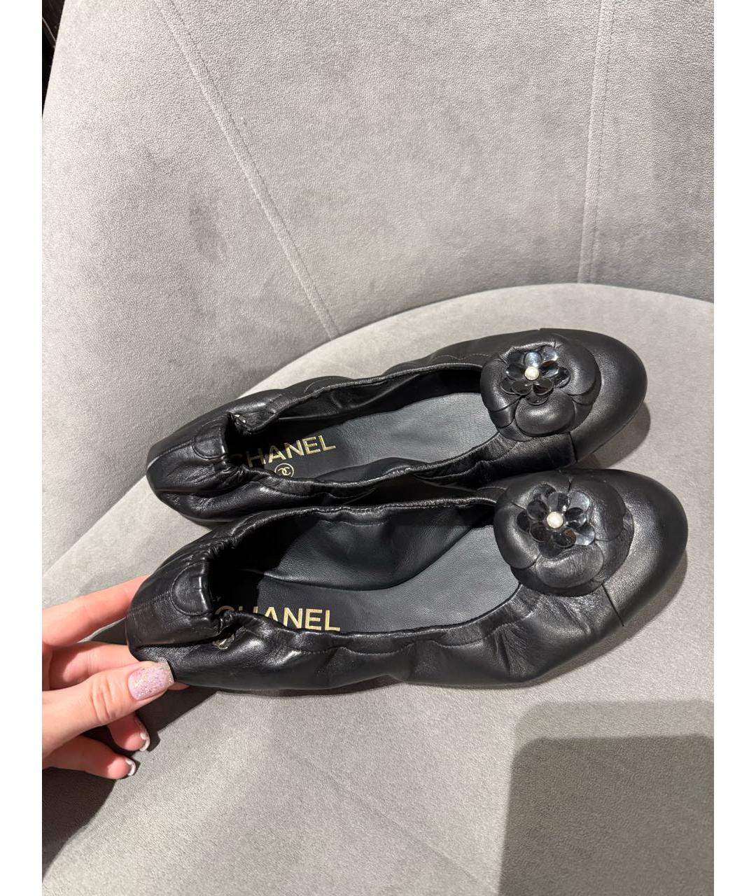 CHANEL Черные кожаные балетки, фото 4