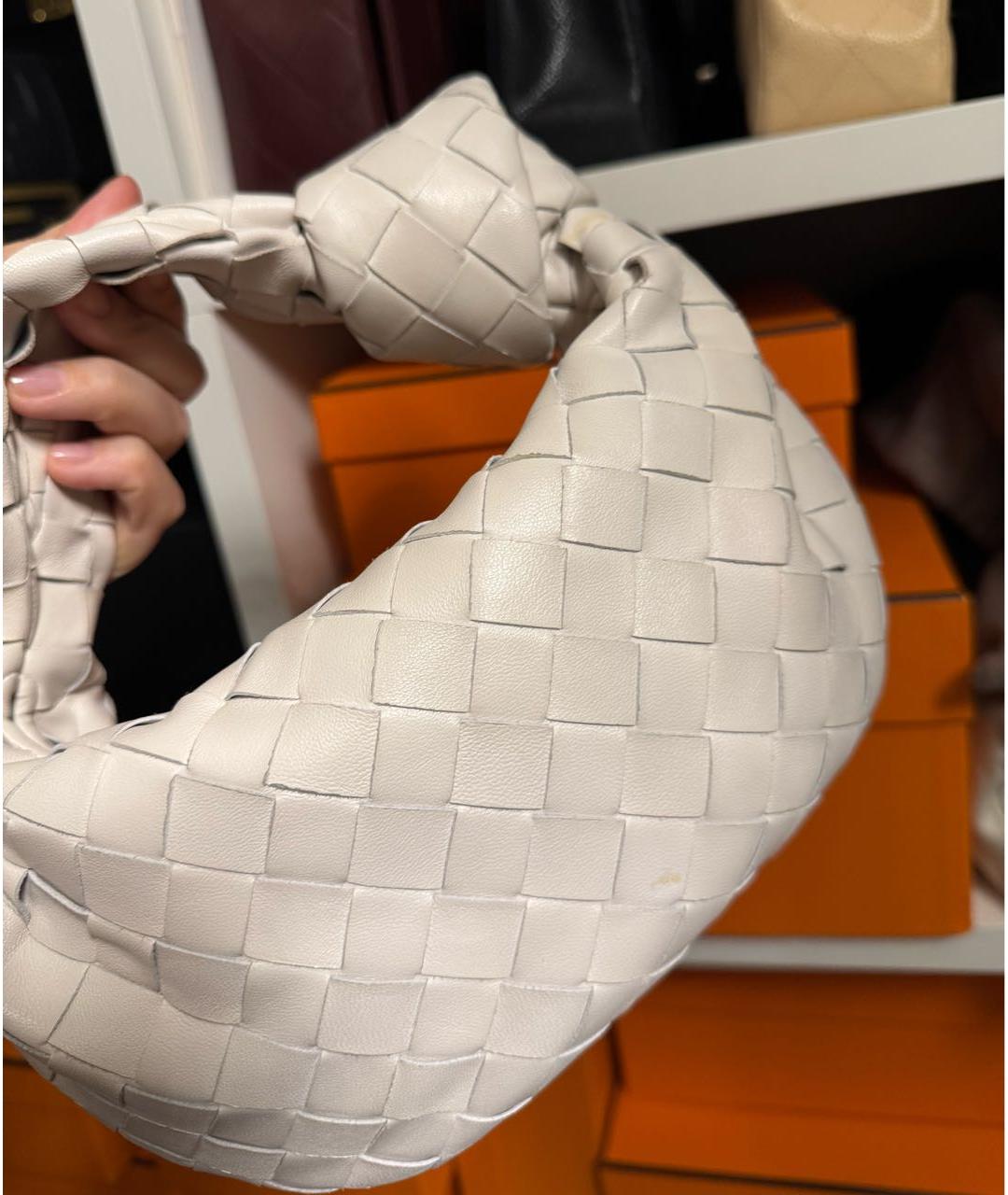 BOTTEGA VENETA Белая кожаная сумка с короткими ручками, фото 3
