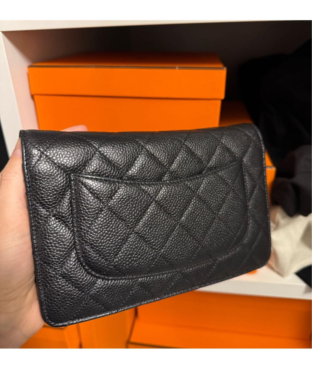 CHANEL Черная кожаная сумка через плечо, фото 2