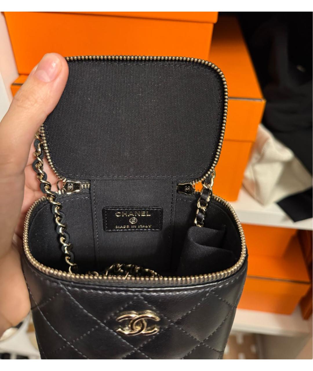 CHANEL Черная кожаная сумка тоут, фото 5
