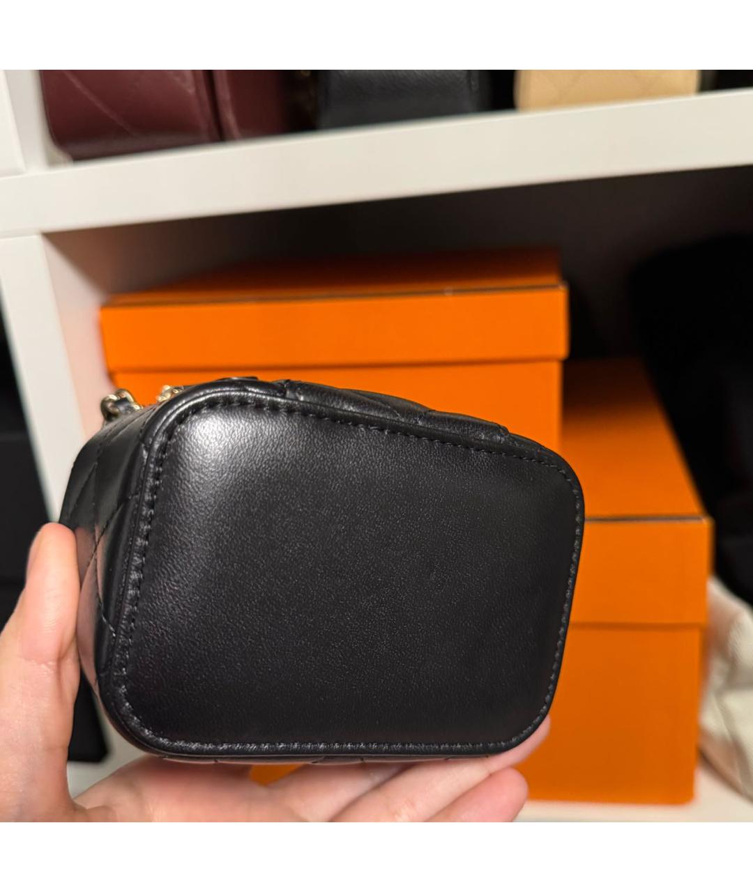 CHANEL Черная кожаная сумка тоут, фото 4