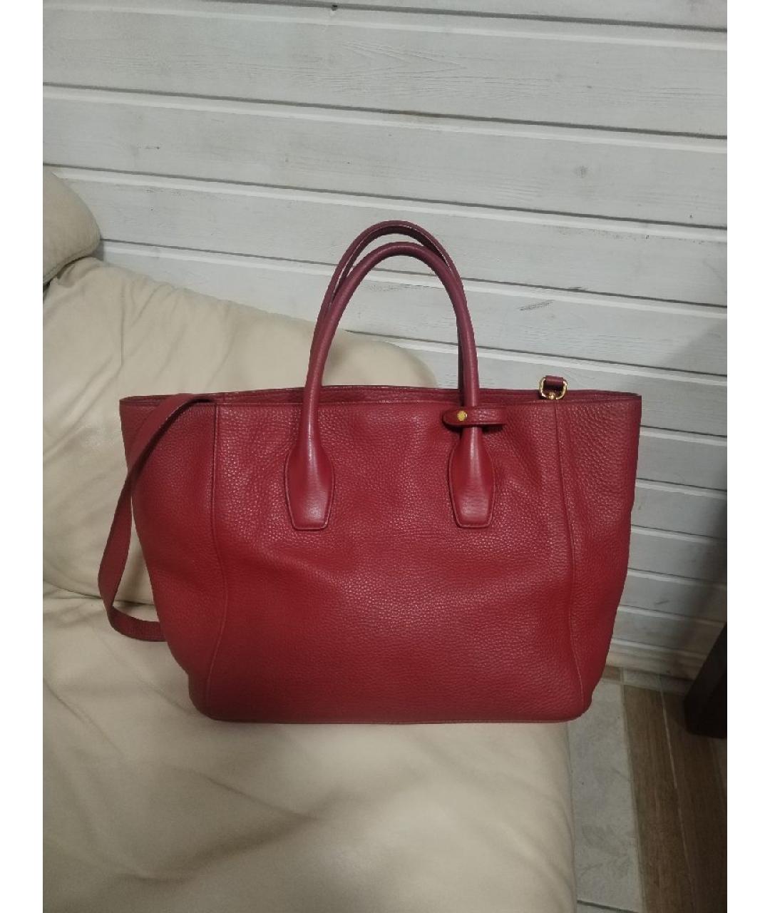 PRADA Бордовая кожаная сумка через плечо, фото 2