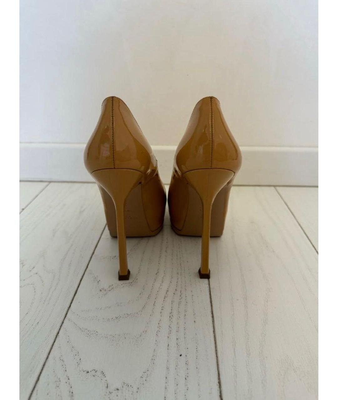 SAINT LAURENT Бежевые туфли из лакированной кожи, фото 4