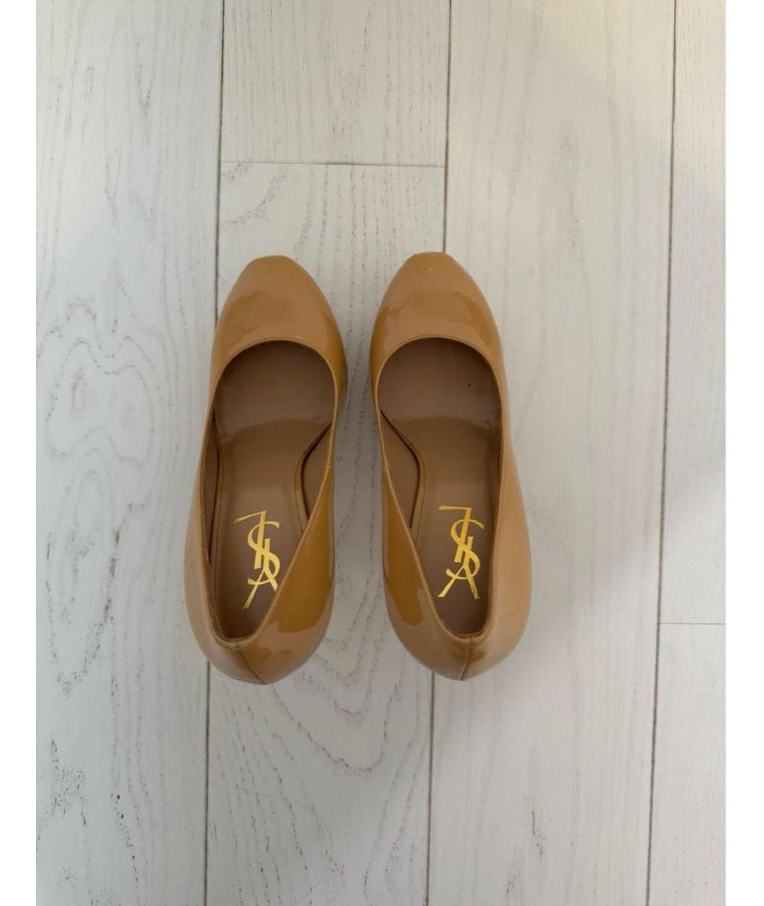 SAINT LAURENT Бежевые туфли из лакированной кожи, фото 3