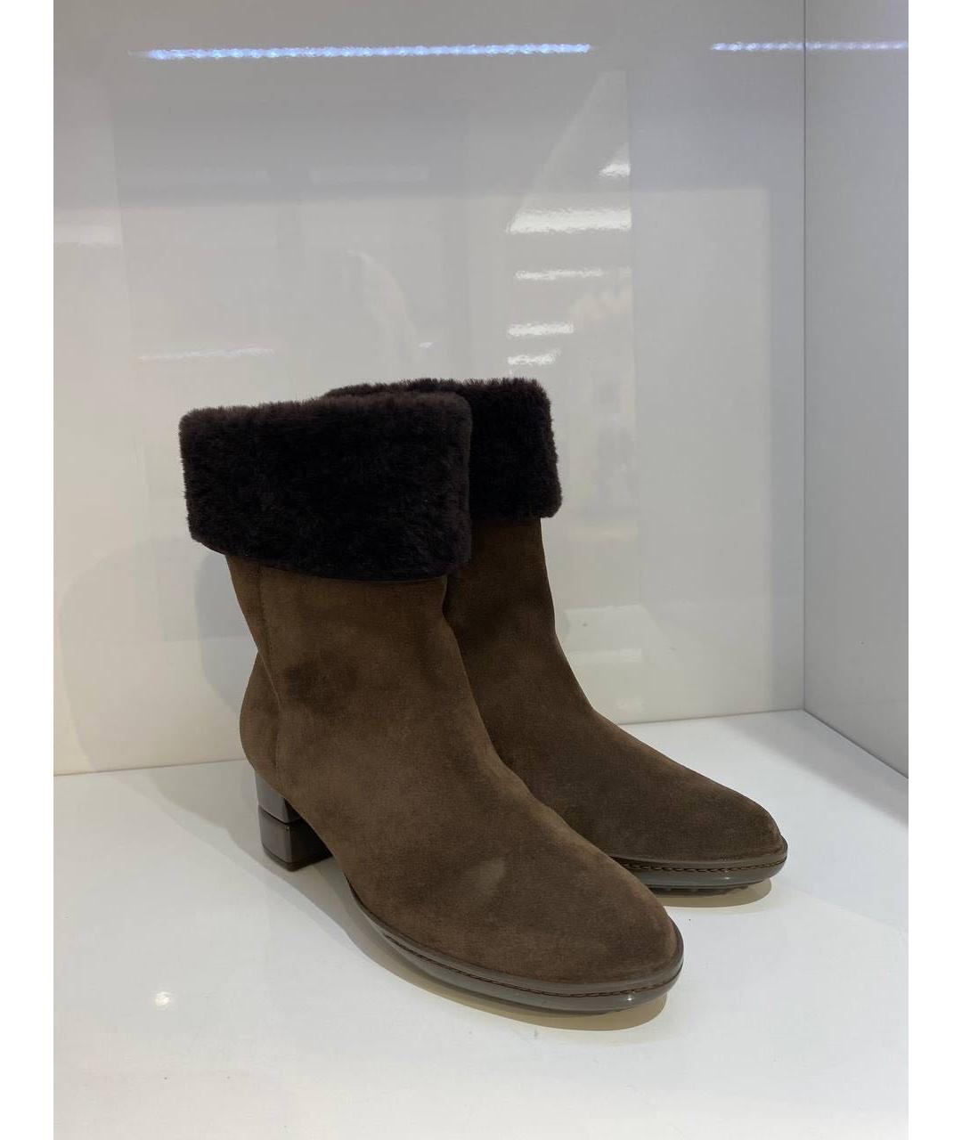 FERRAGAMO Коричневые замшевые ботинки, фото 4