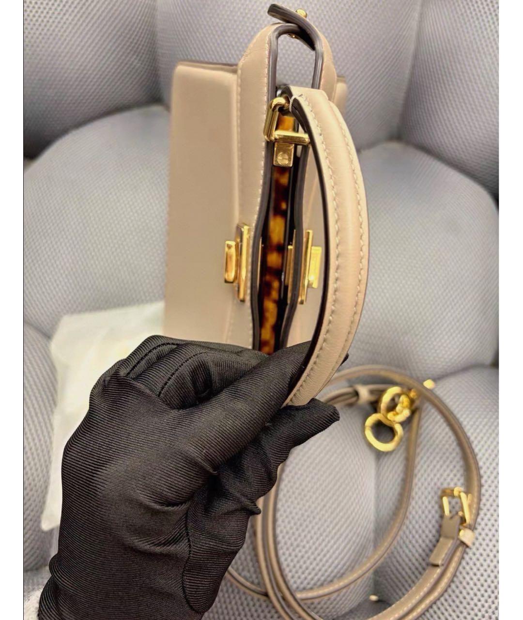 FENDI Бежевая кожаная сумка с короткими ручками, фото 6