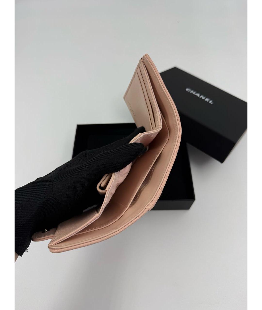 CHANEL Розовый кожаный кошелек, фото 5