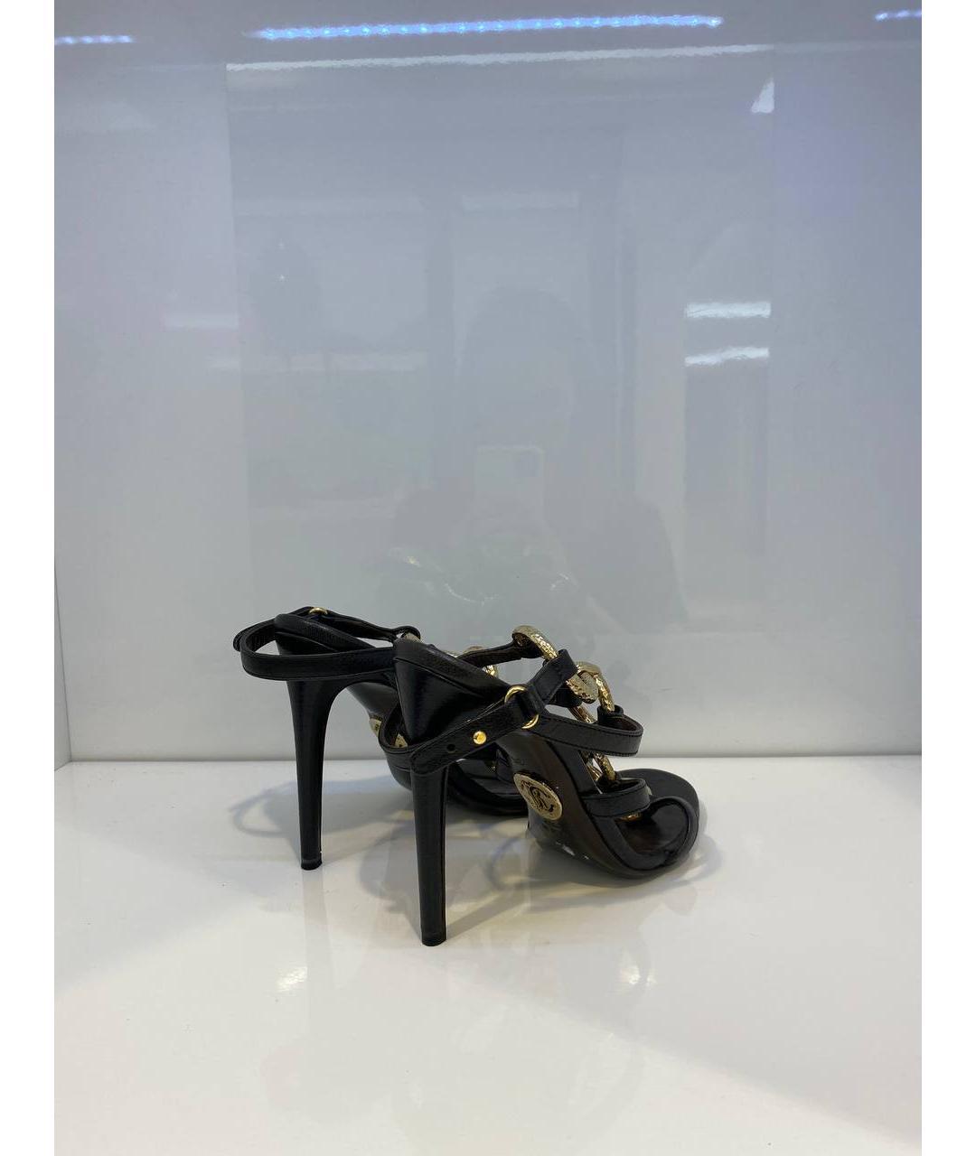 ROBERTO CAVALLI Черные кожаные босоножки, фото 3