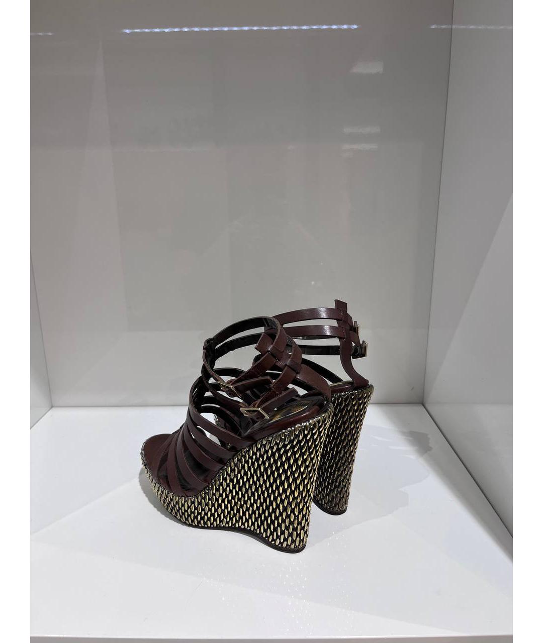 ROBERTO CAVALLI Коричневые кожаные босоножки, фото 3