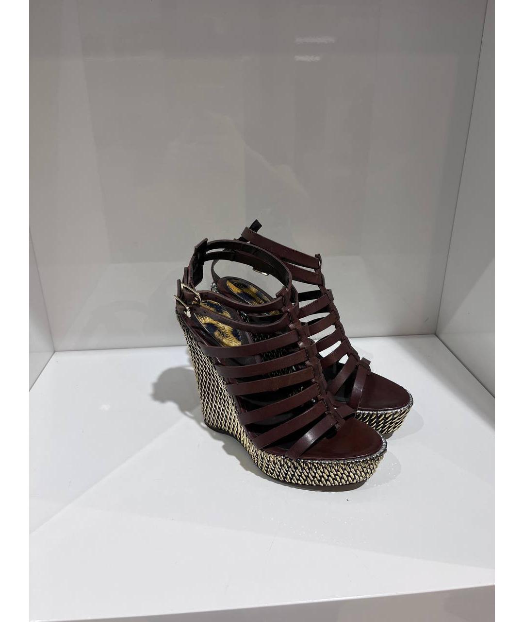 ROBERTO CAVALLI Коричневые кожаные босоножки, фото 4
