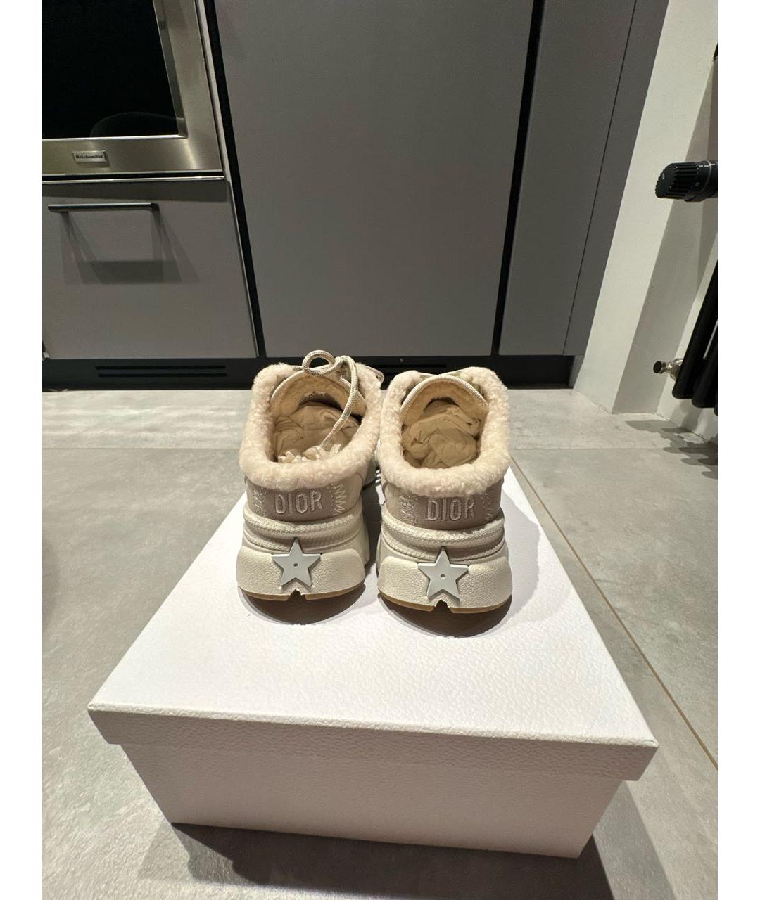 CHRISTIAN DIOR Бежевые замшевые кроссовки, фото 4