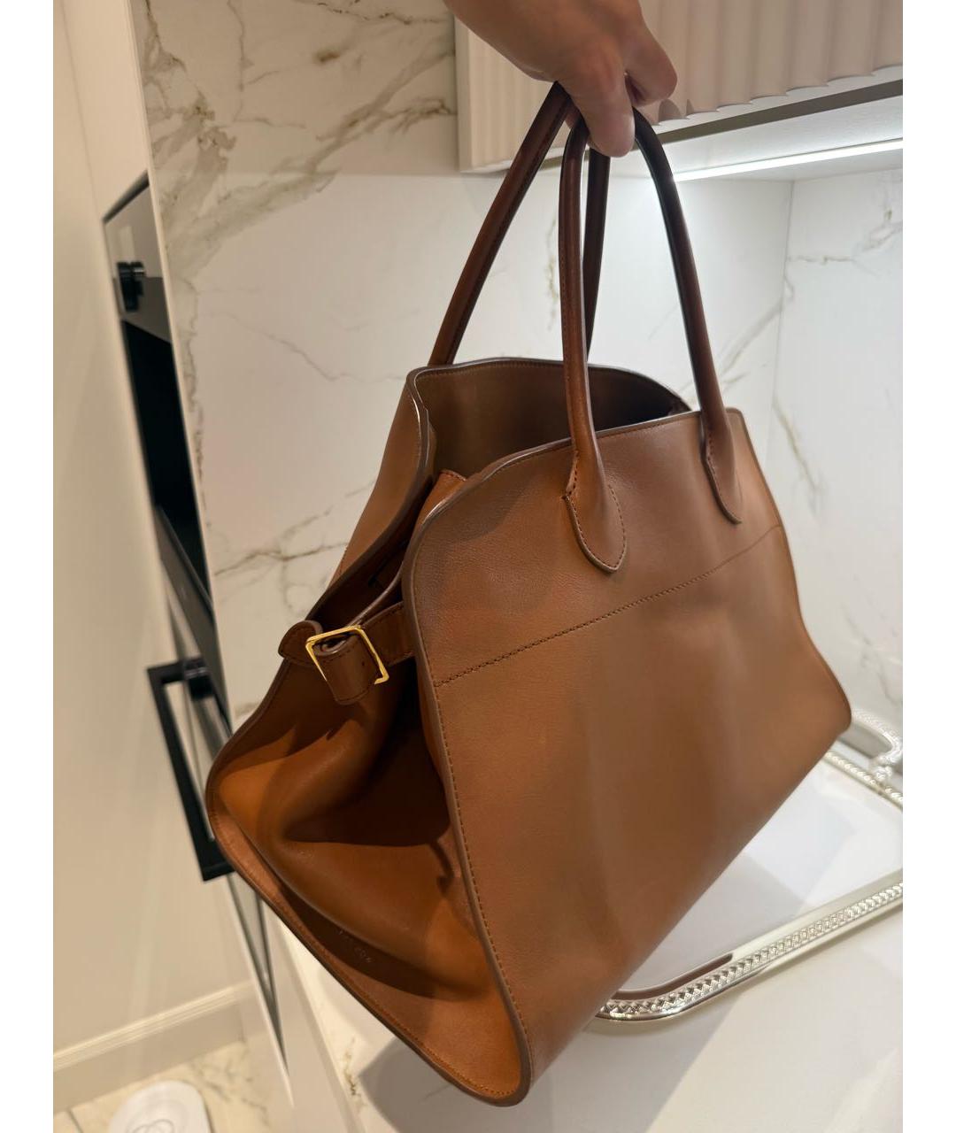 THE ROW Коричневая кожаная сумка с короткими ручками, фото 6