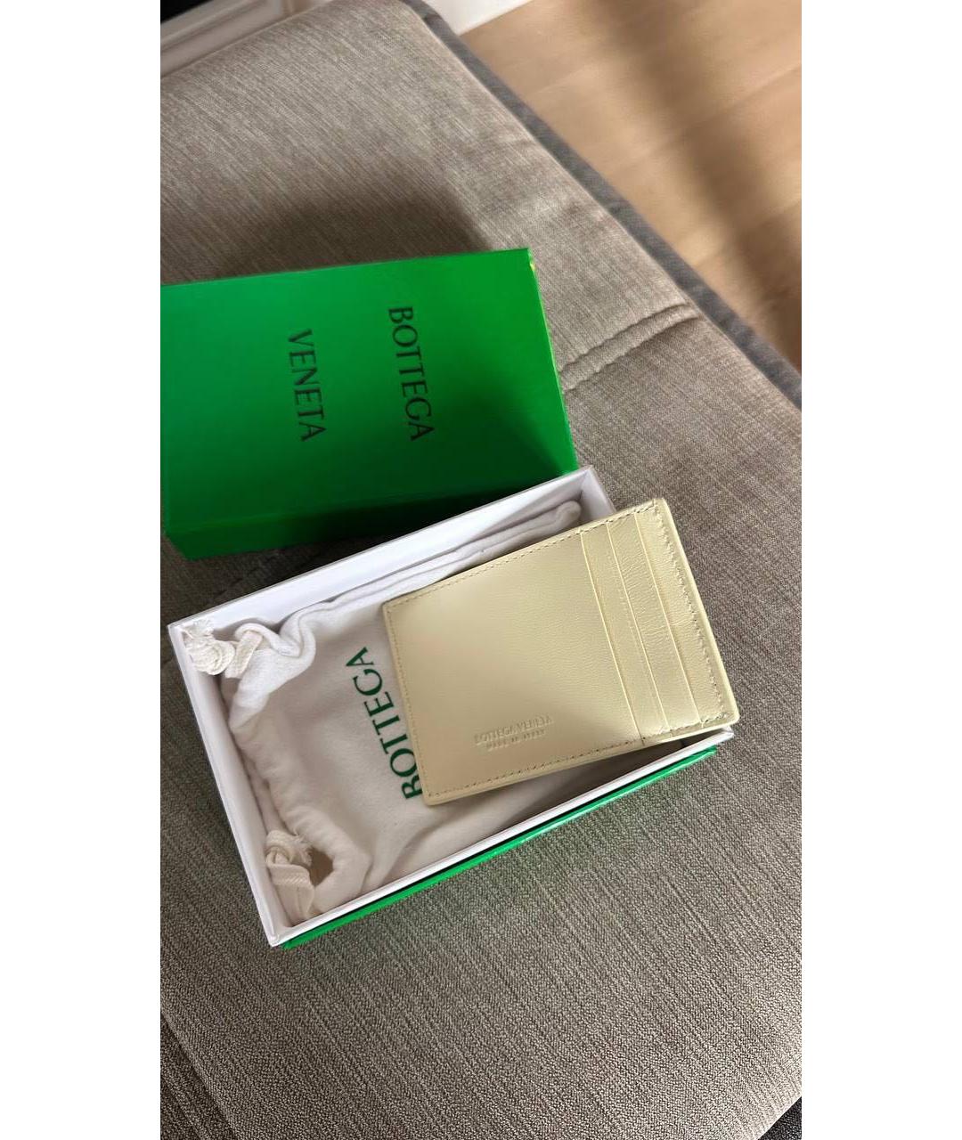 BOTTEGA VENETA Желтый кожаный кардхолдер, фото 2