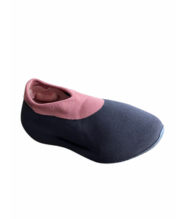 

Низкие кроссовки / кеды YEEZY Knit Runner Stone Carbon