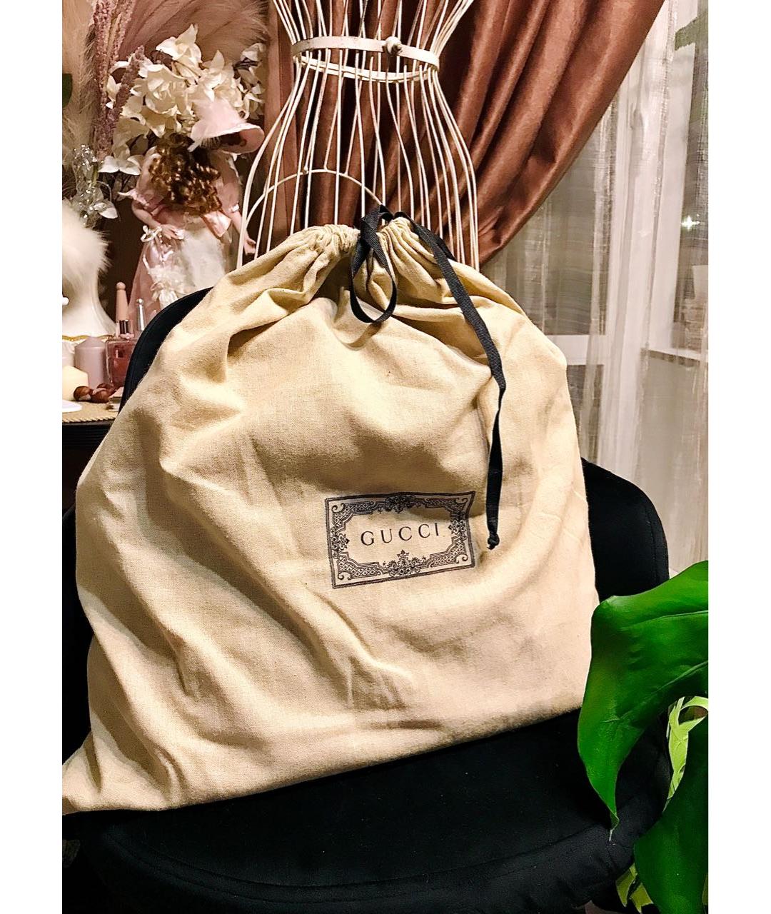 GUCCI Фуксия сумка с короткими ручками из лакированной кожи, фото 5