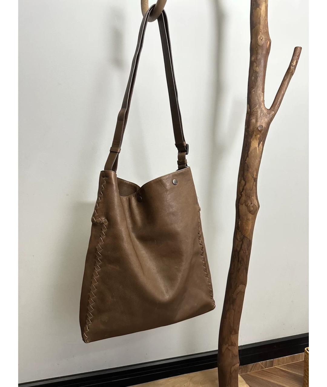 BOTTEGA VENETA Коричневая льняная сумка с короткими ручками, фото 10