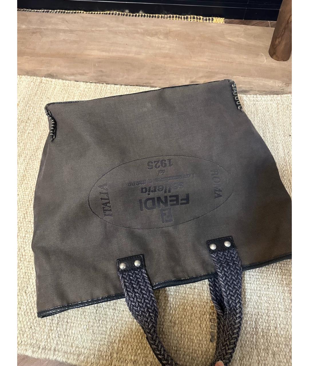 FENDI Коричневая тканевая сумка с короткими ручками, фото 5