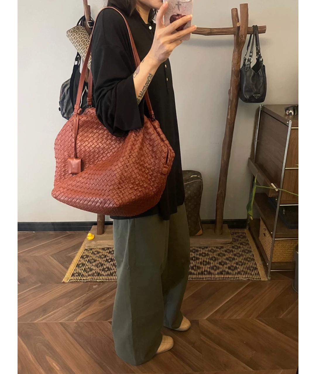 BOTTEGA VENETA Коричневая сумка с короткими ручками, фото 4