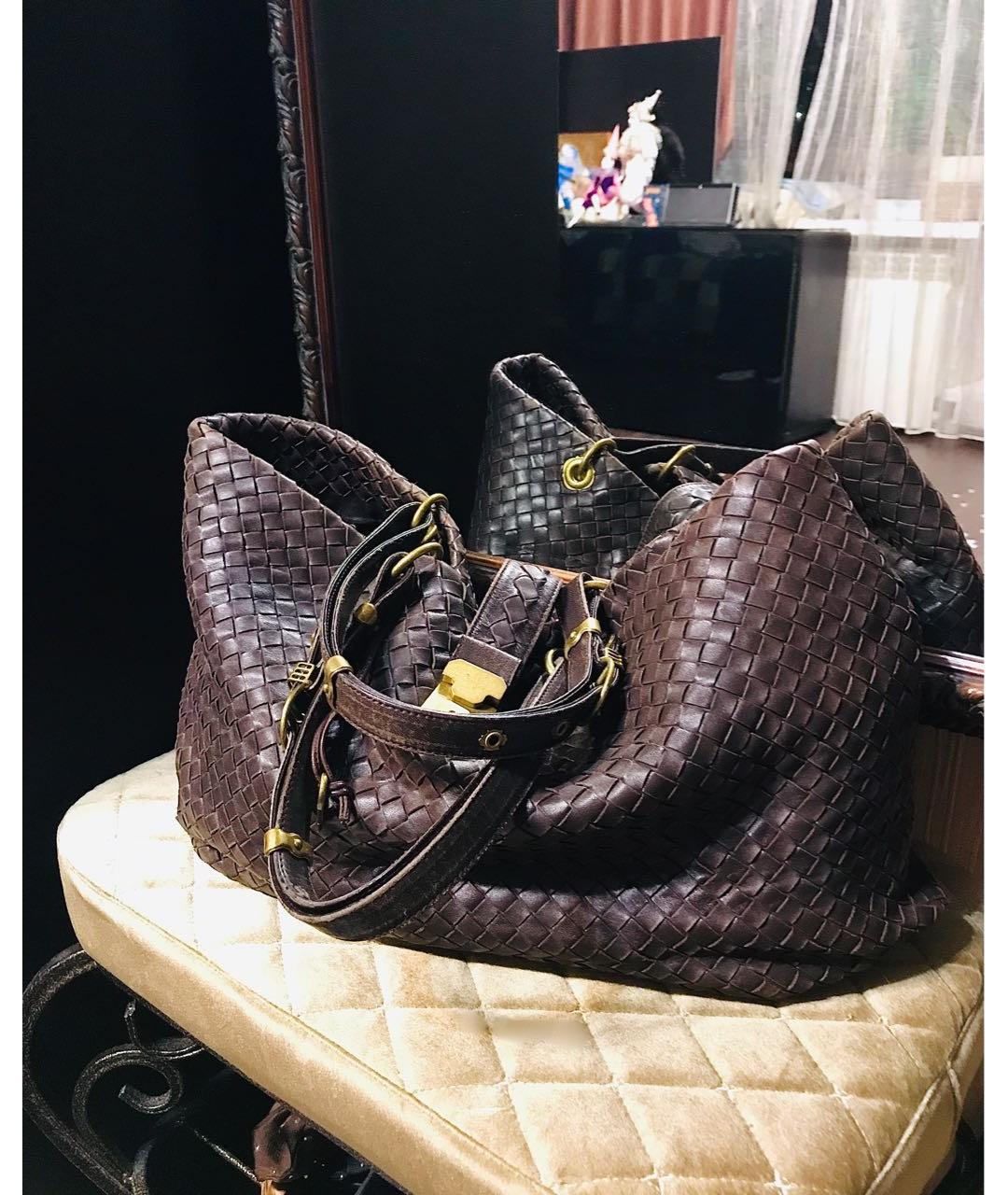 BOTTEGA VENETA Коричневая кожаная сумка с короткими ручками, фото 3