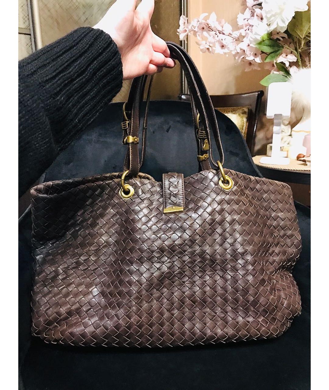 BOTTEGA VENETA Коричневая кожаная сумка с короткими ручками, фото 2