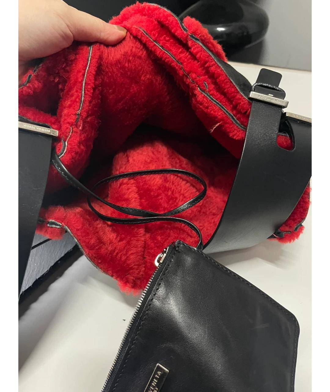 BOTTEGA VENETA Красная меховая сумка с короткими ручками, фото 7