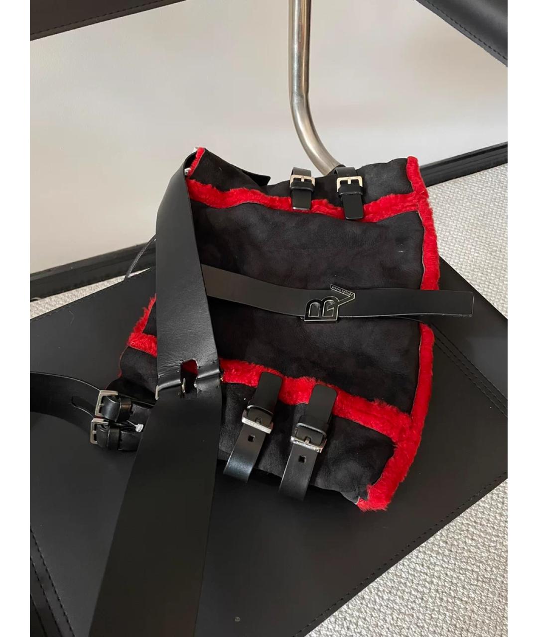 BOTTEGA VENETA Красная меховая сумка с короткими ручками, фото 4