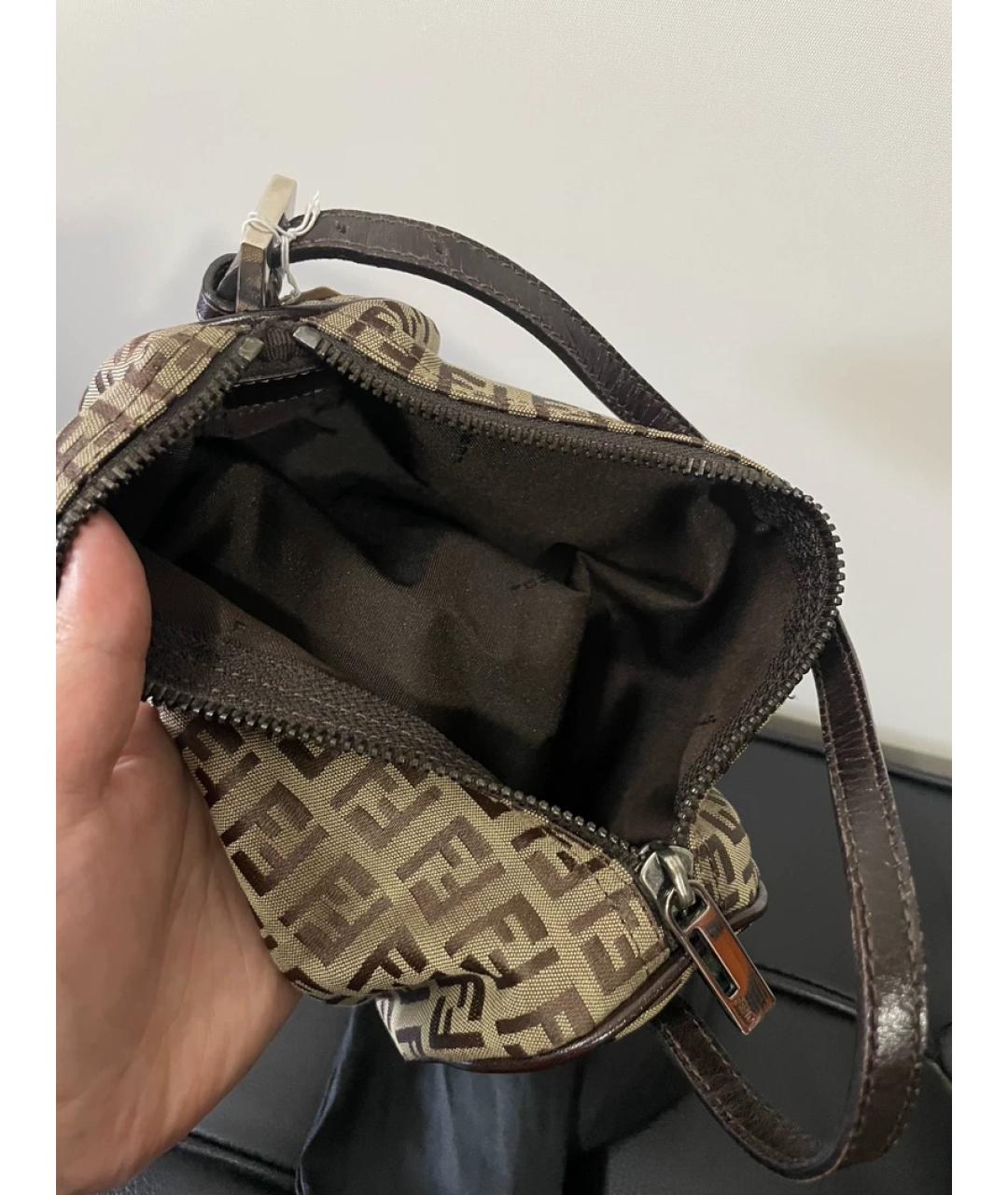 FENDI Коричневая кожаная сумка с короткими ручками, фото 7