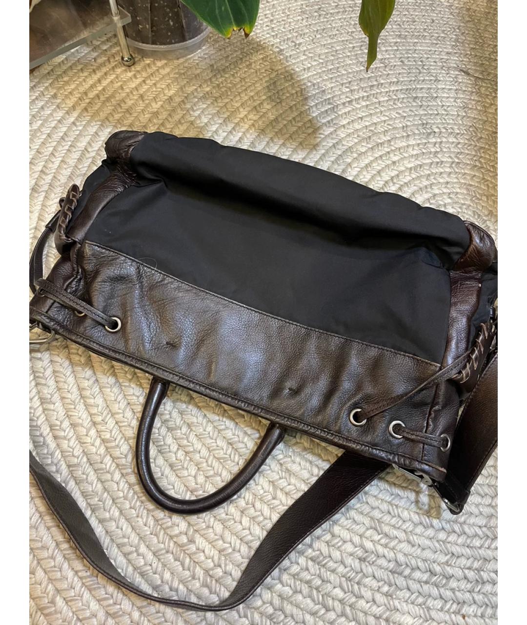 PRADA Серая кожаная сумка с короткими ручками, фото 4