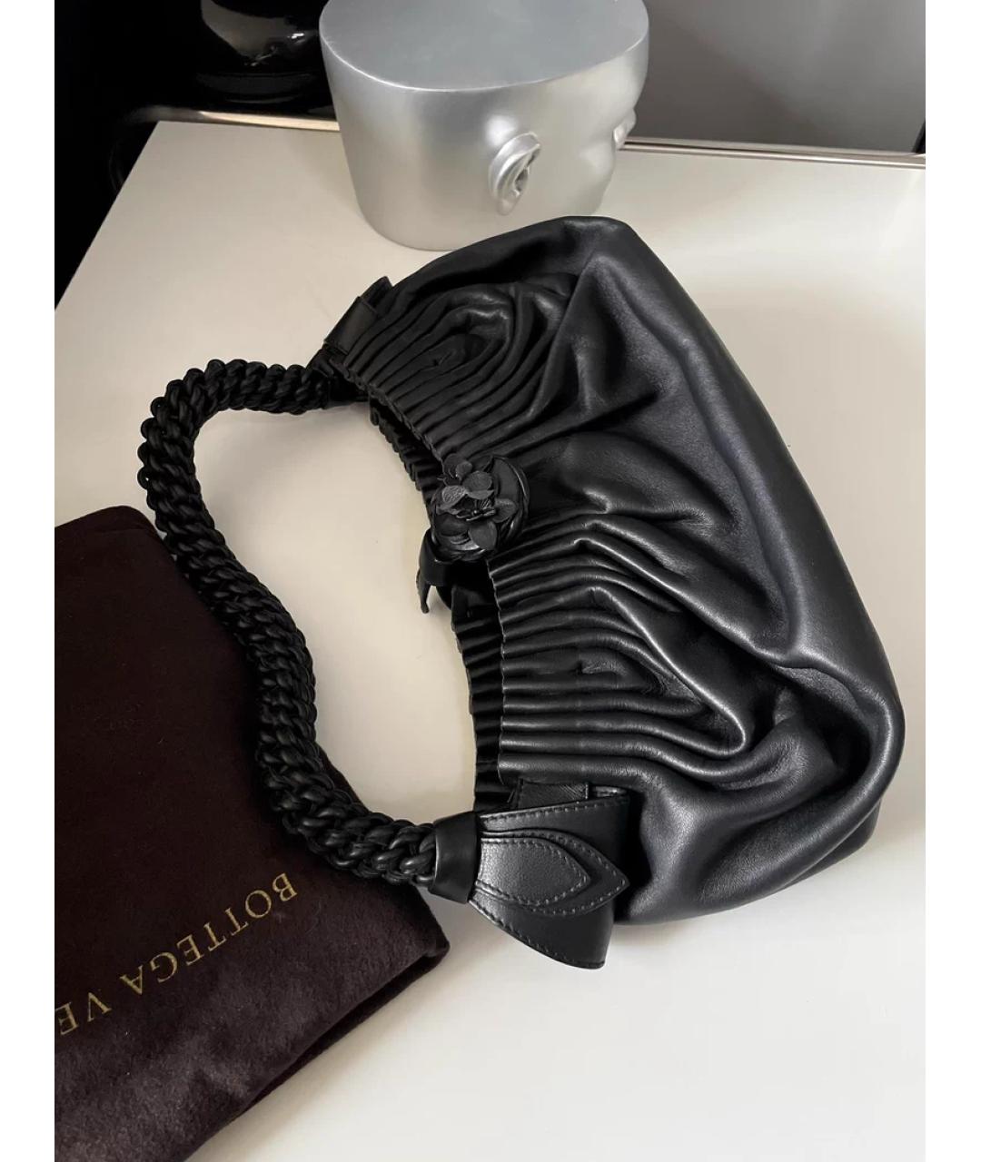 BOTTEGA VENETA Черная кожаная сумка с короткими ручками, фото 9