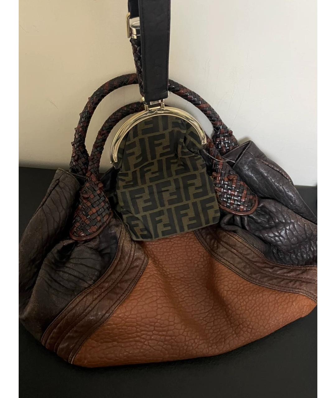 FENDI Коричневая тканевая сумка с короткими ручками, фото 2